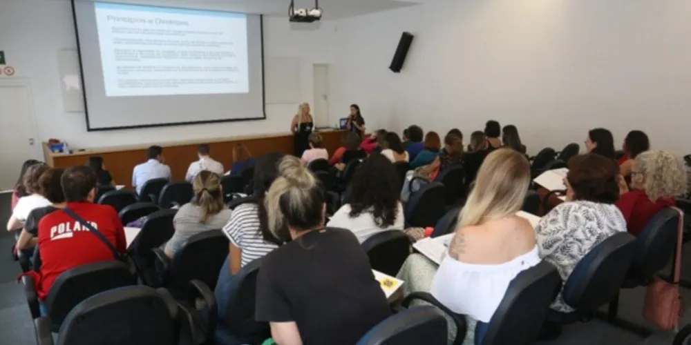 Colaboradores foram contratados ano passado e devem assumir diversos cargos