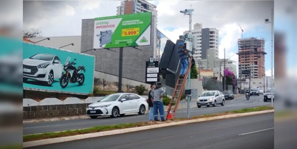 Equipamentos eletrônicos já foram vistos sendo instalados na Rua Balduíno Taques