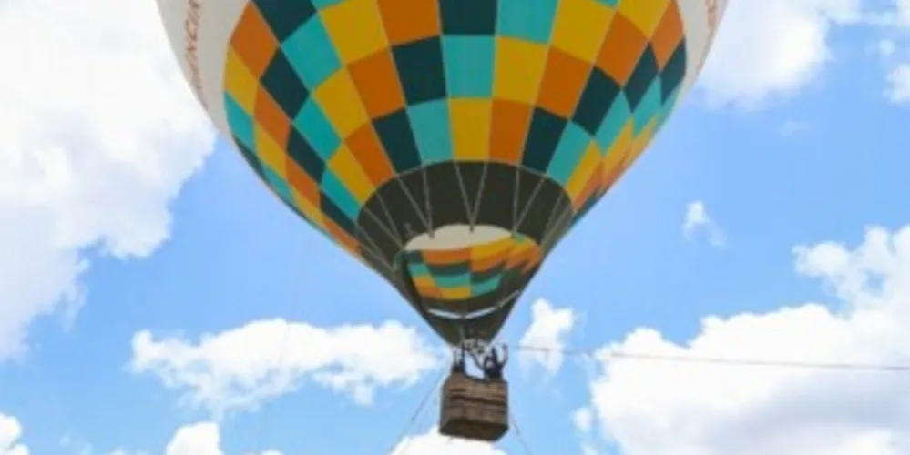Balão estacionário (foto) estará no Parque neste domingo