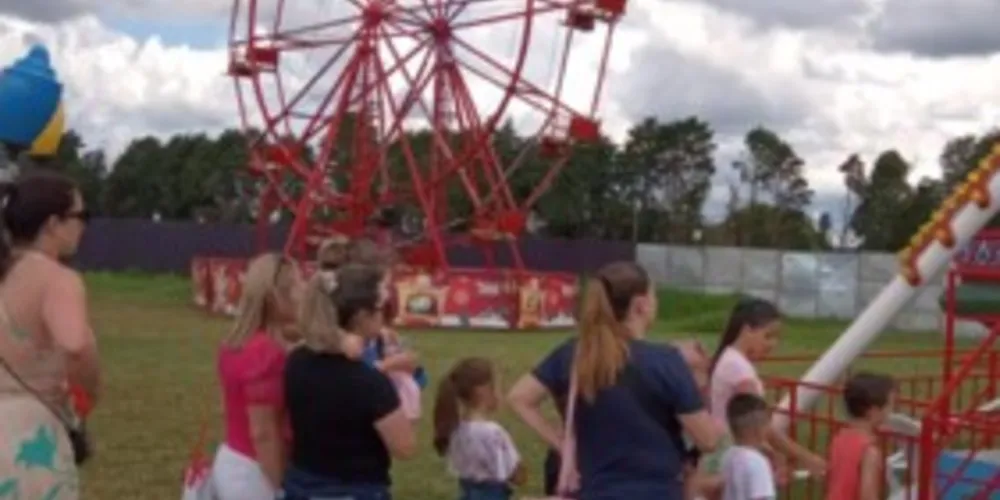 Parque temático funcionou em horário especial nesta segunda-feira (26) graças a parceria com a Prefeitura de Ponta Grossa