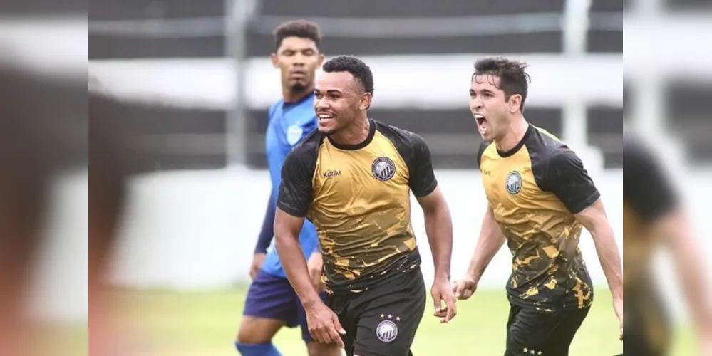 Jean Carlos (foto) marcou o único gol do Fantasma na atividade