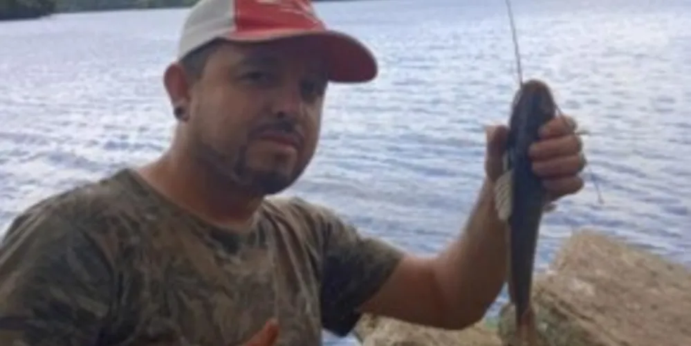 Suspeito foi identificado como Juliano Santos, de aproximadamente 35 anos