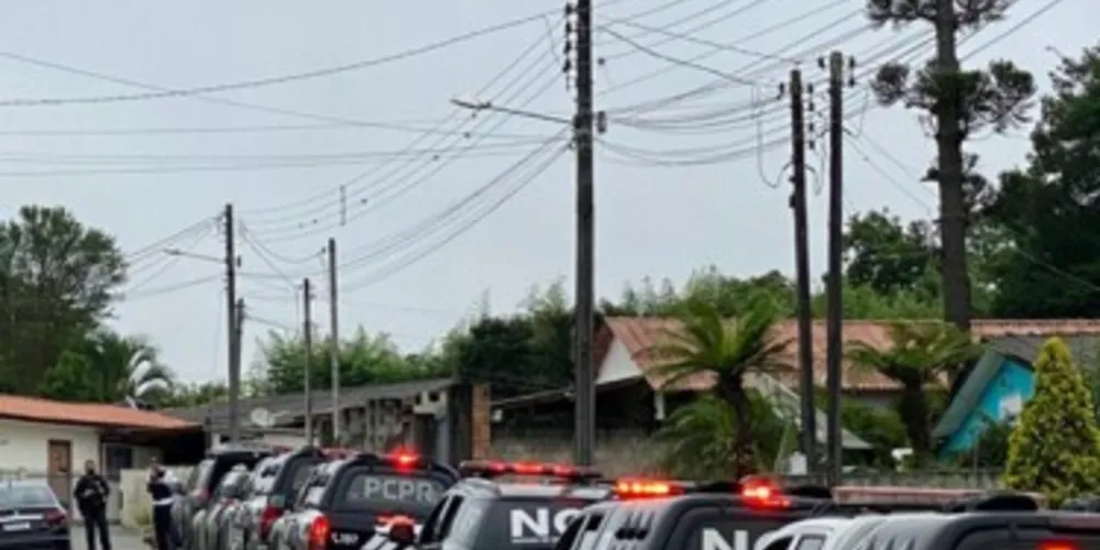 Cerca de 25 policiais estiveram envolvidos na operação