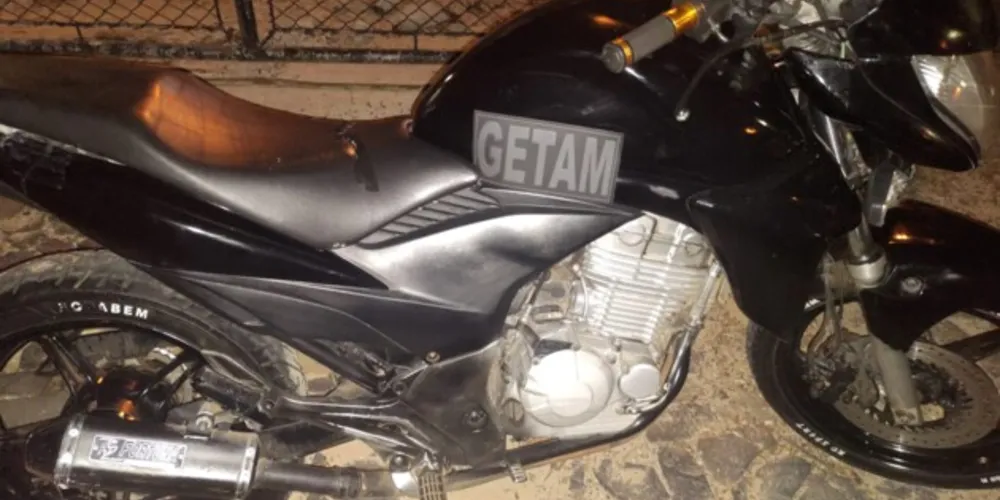 GCM recuperou a moto na noite desse sábado (21)