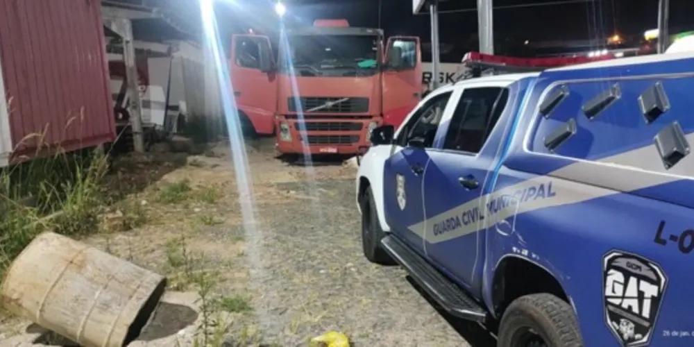 Veículo foi encontrado sem as chaves e com as janelas abertas