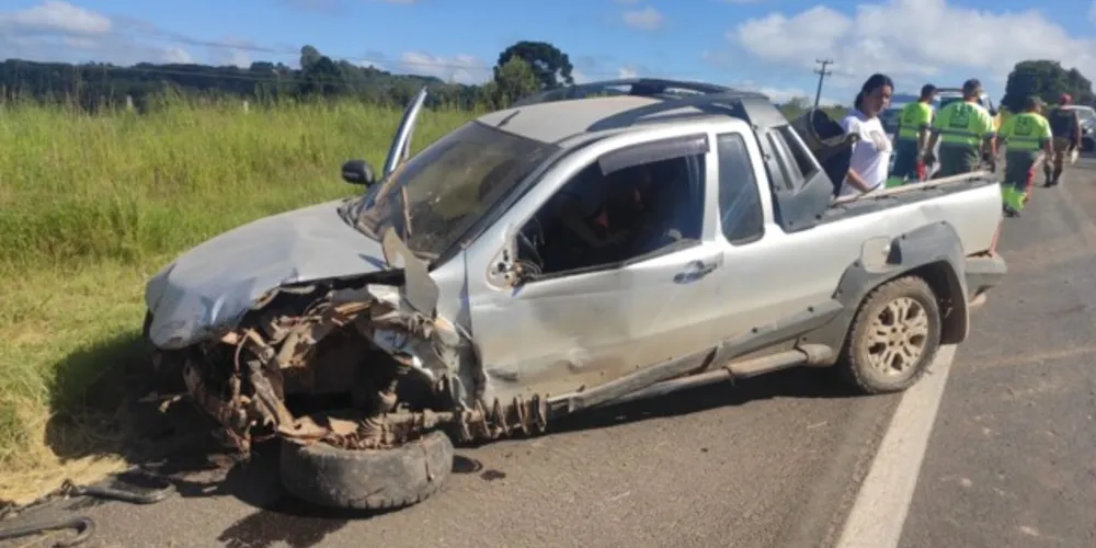Fiat Strada foi atingida por veículo que seguiu viagem