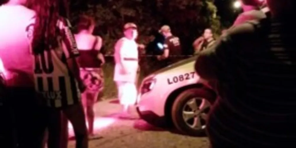 Autoridades foram acionadas até o local para averiguar a situação e isolar o espaço