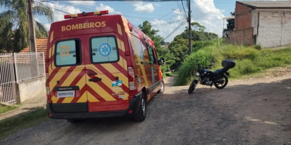 Rapaz foi socorrido por equipes do Corpo de Bombeiros (Siate) e encaminhado até a UPA Santana