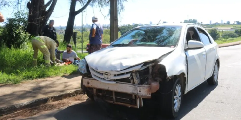 Segundo testemunhas, motorista do Etios não teria visto a moto