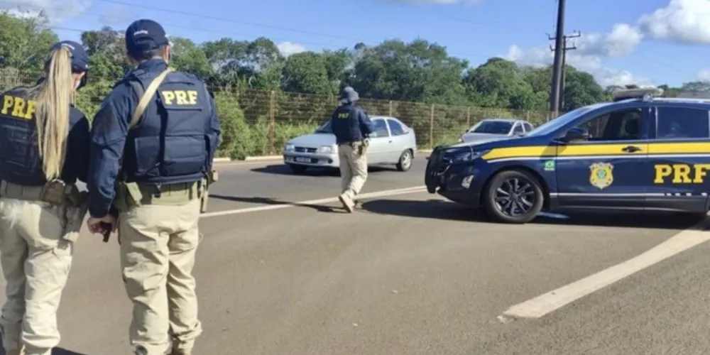 No Paraná, a fiscalização e o policiamento nas rodovias serão intensificados com o aumento das rondas ostensivas e com o posicionamento das equipes em locais estratégicos