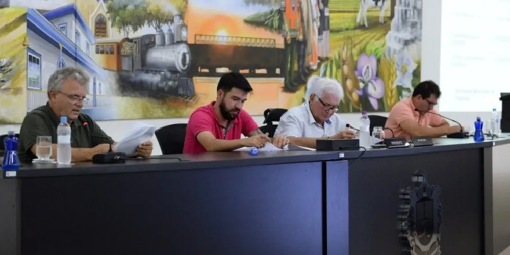 O vereador José Nocera presidiu no decorrer da última semana, a audiência para avaliação do cumprimento das metas fiscais