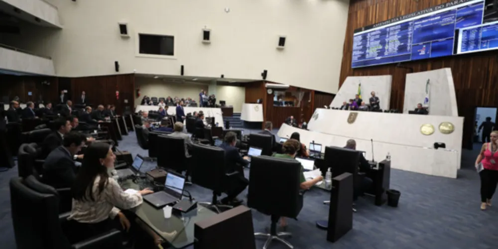 Projeto que regulamenta uso de remédios à base de cannabis avançou na Assembleia