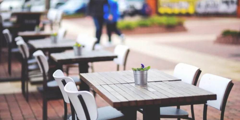 "É uma decisão incompreensível, que atinge em cheio milhares de empresas", diz presidente-executivo da Abrasel