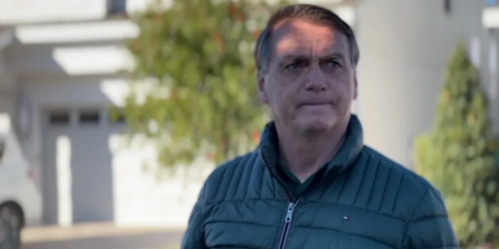 Com o cerco jurídico em torno do ex-presidente cada vez mais apertado, assessores temem que Bolsonaro seja alvo de medidas expedidas pelo ministro do Supremo Tribunal Federal (STF) Alexandre de Moraes.