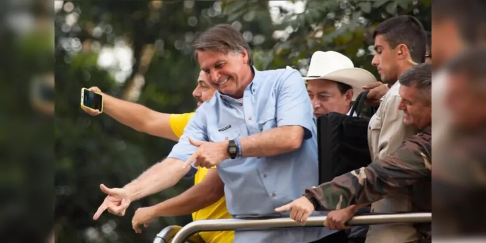 Hipótese de Bolsonaro ser condenado e preso nos próximos quatro anos é considerada praticamente impossível.