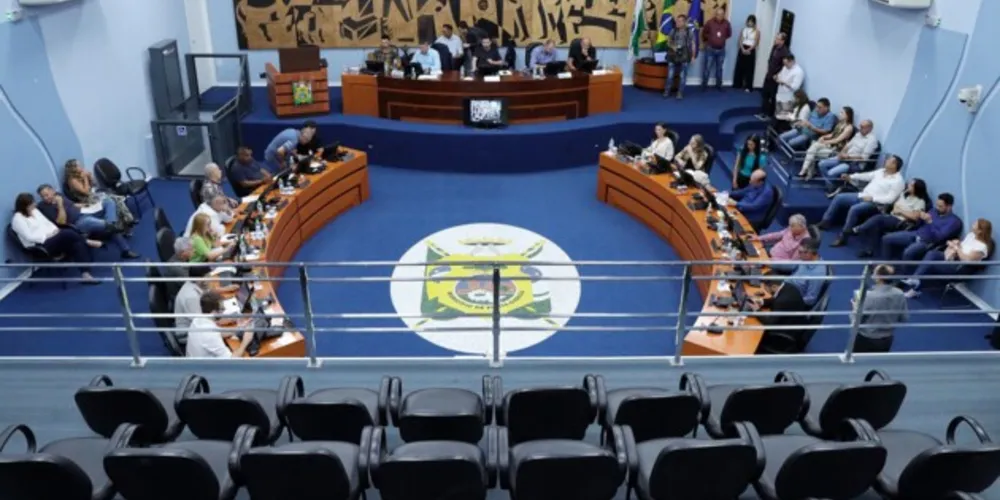 Na primeira sessão do ano, o destaque ficou para o debate acerca da nova concessão do transporte coletivo