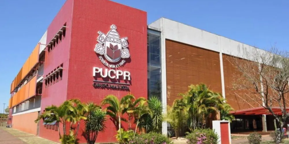 De acordo com uma representes dos alunos, o tesoureiro da comissão de formatura gerou um desfalque de R$ 26 mil.