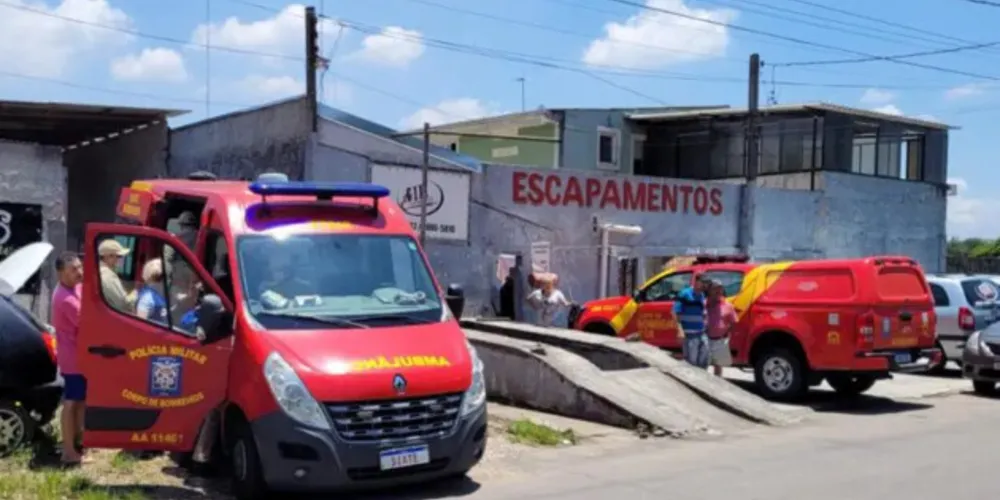 A vítima de 37 anos, que é proprietária do estabelecimento, foi encaminhada ao hospital com múltiplas fraturas