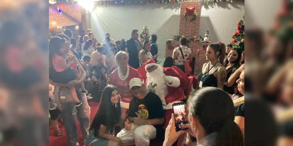 A “Casa do Papai Noel” vai funcionar na Estação Arte, em frente ao Terminal Central, até 23 de dezembro, das 18h às 22h.