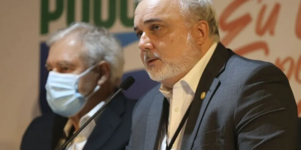 O senador foi às redes sociais nesta sexta-feira para declarar que estava honrado com a escolha e disse que o "olhar para o futuro" foi a principal demanda dada a ele pelo presidente eleito Lula.