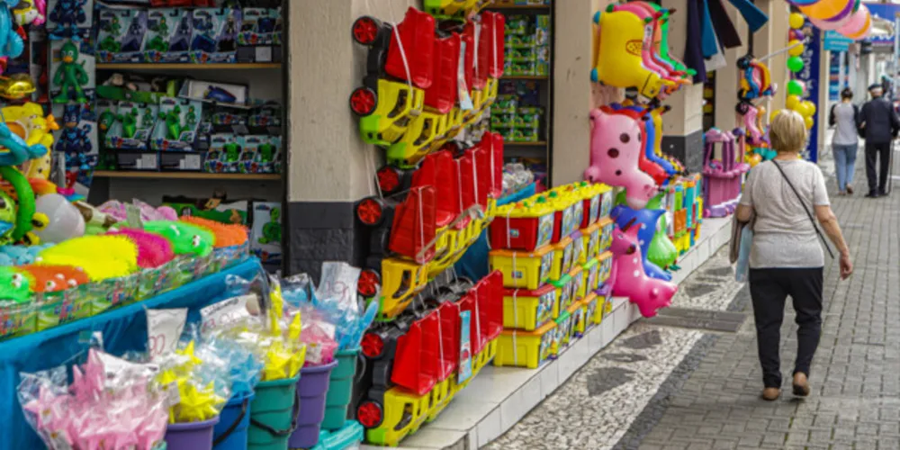 O ano de 2022 foi o melhor da história em agilidade para a abertura de empresas no Paraná