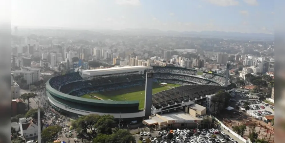 O Alviverde enfrenta neste domingo o Aruko, às 16h, no Couto Pereira