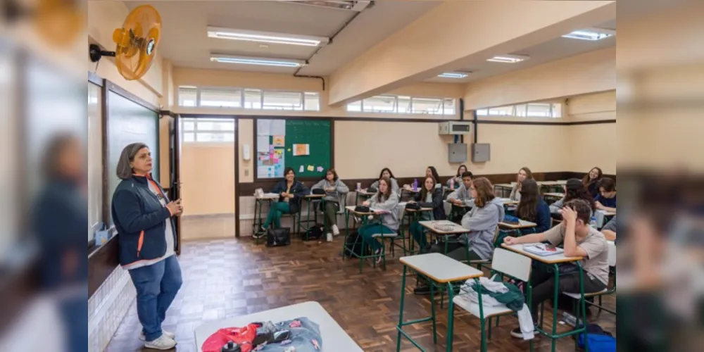 Neste ano, o primeiro pós-pandemia com ensino presencial do início ao fim, o Estado conquistou o primeiro lugar no Ideb 2021 (Índice de Desenvolvimento da Educação Básica) do ensino médio entre todas as redes públicas estaduais do País – antes, ocupava a sétima posição.