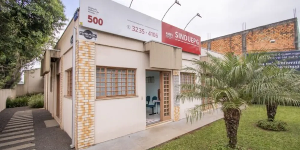 A vitória da luta pela Educação de qualidade passa necessariamente pela valorização dos professores e pela solidariedade entre os docentes das mais diversas instituições.