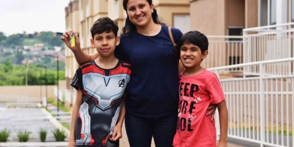 Das 35 mil casas entregues ou em construção, cerca de 27 mil tem mulheres como titulares dos contratos