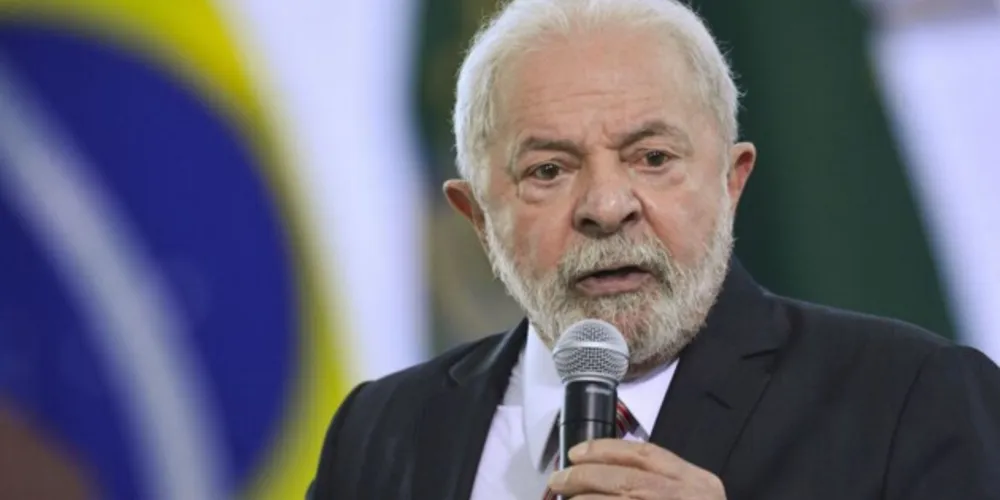 Lula já deixou o hospital e está no Palácio da Alvorada, residência oficial, de acordo com a Presidência da República