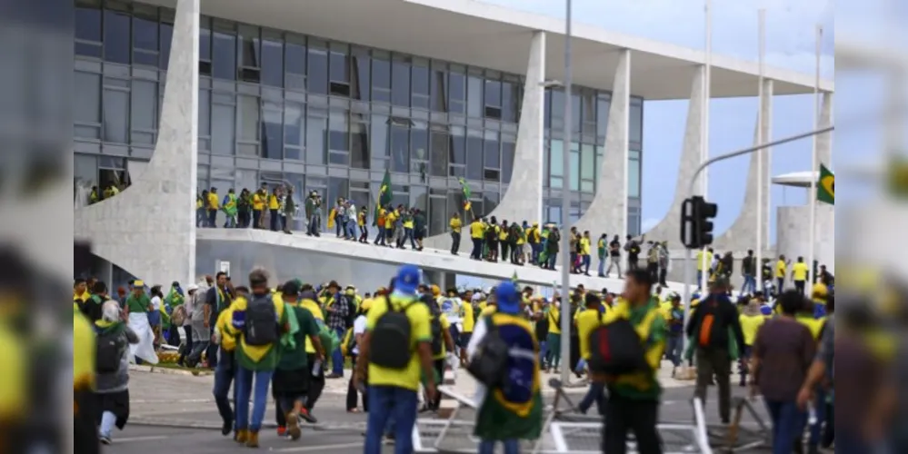 No total, a AGU já ingressou com quatro ações contra acusados de financiar ou participar diretamente dos atos do dia 8 de janeiro