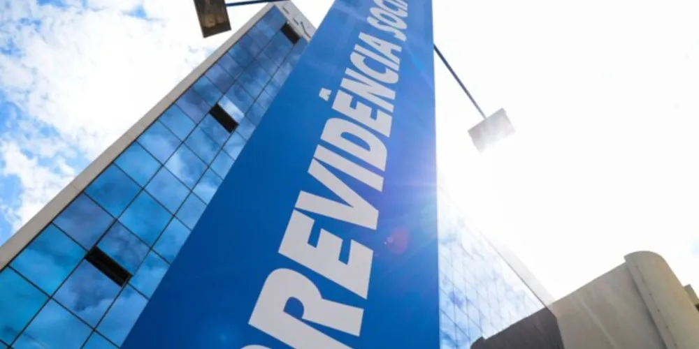 Para quem recebe um salário mínimo, os depósitos referentes a janeiro serão feitos entre os dias 25 de janeiro e 7 de fevereiro