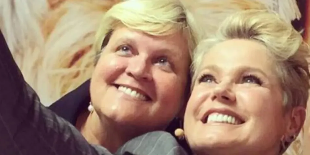 Mara é a segunda irmã que Xuxa perde, sendo que a cantora possui quatro irmãos