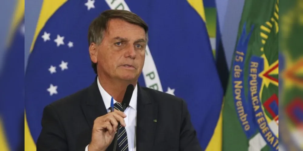 Carla Zambelli afirmou discordar da maneira que Jair Bolsonaro conduziu o cenário pós-eleições