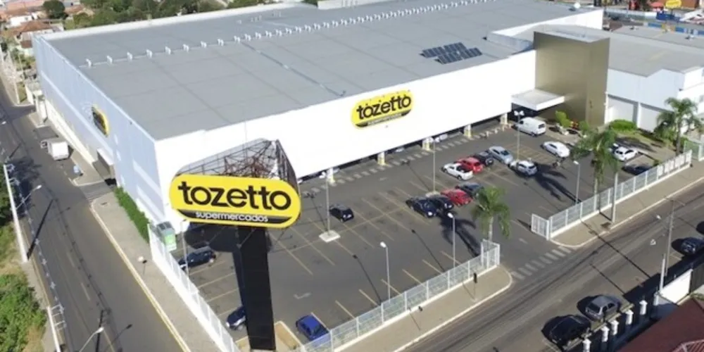 Atendimento ocorre até às 22h30 nesta semana em algumas lojas