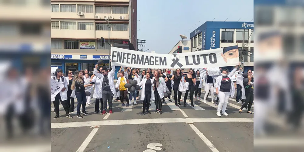 O protesto terá a presença de enfermeiros, estudantes e apoiadores da causa