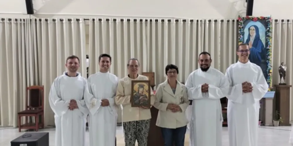 Os seminaristas Iuri, Jefferson, João Rodriguies e Jean Mattos