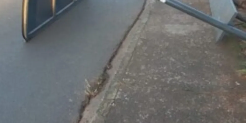 Abrigos de ônibus estão sendo derrubados no Panamá, Londres e Costa Rica