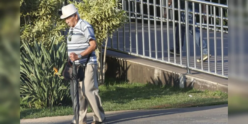 Com a medida, o INSS terá dez meses, a partir da data de aniversário do beneficiário, para comprovar que o titular está vivo