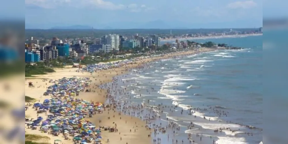 A entrada é gratuita e não há necessidade de reservar pulseiras para ter acesso aos espetáculos