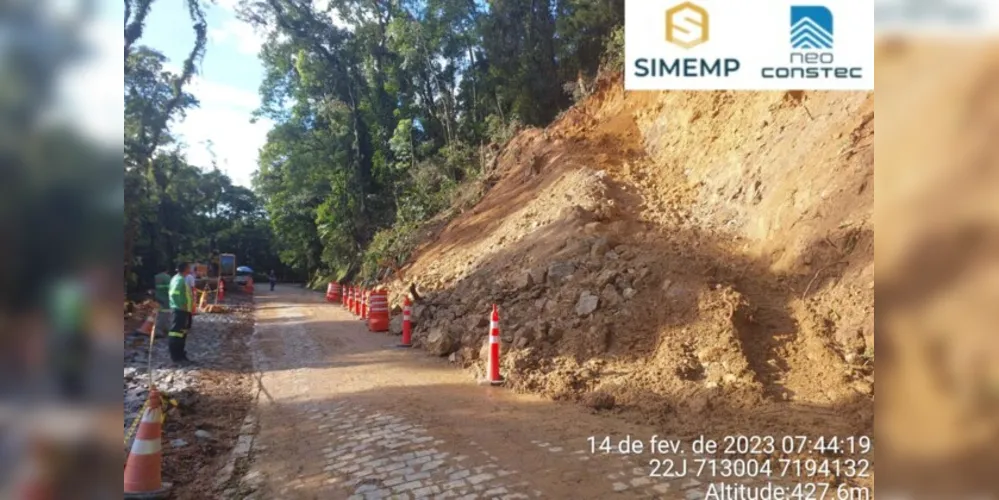 Equipes realizaram rapidamente a limpeza da pista