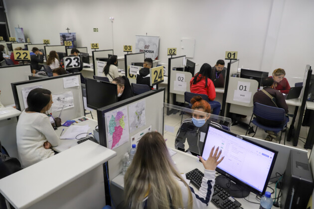 PR começa semana com13 mil empregos nas Agências do Trabalhador
