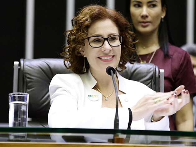 Zambelli é deputada federal por São Paulo