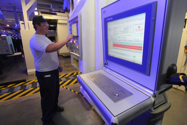 Unidade da Tetra Pak de Ponta Grossa, instalada no Distrito Industrial Cyro Martins, é quarta maior do grupo em volume de produção no mundo