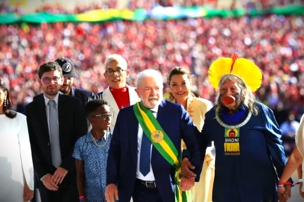 Presidente Luiz Inácio Lula da Silva se emocionou com o momento