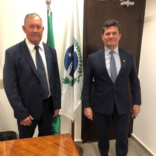 Chefe do Executivo esteve em Brasília para dialogar com o senador Sérgio Moro (União)