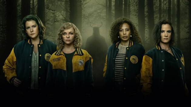 A 1ª temporada de ‘Yellowjackets’ está disponível no Paramount+. O segundo ano da série estreia no início de 2023.