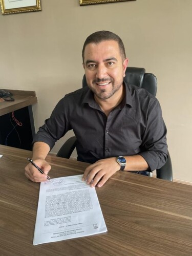 Prefeito Abimael do Valle assinou um novo convênio com o Hospital Imaculada Conceição