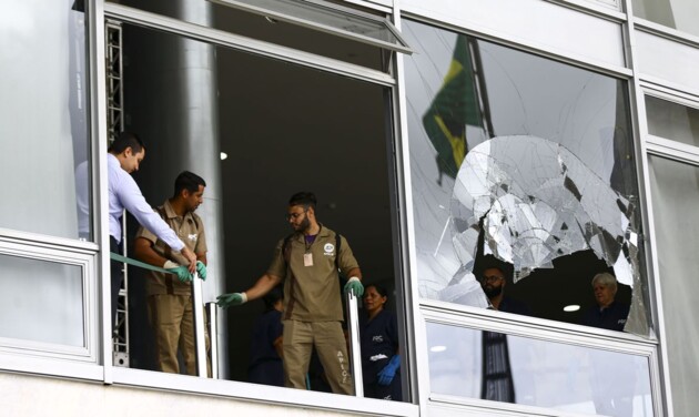 Alvos são os responsáveis por pagar o fretamento de ônibus para levar terroristas a Brasília