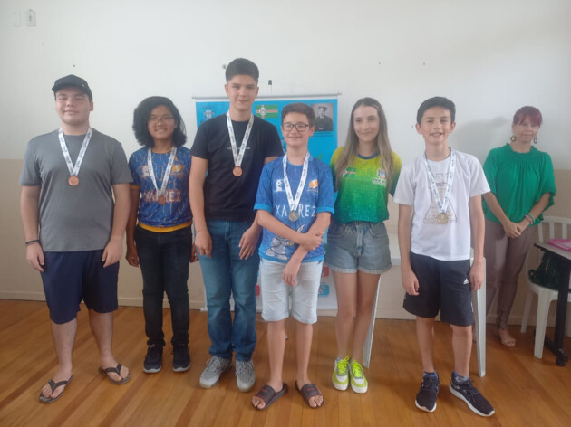 Alunos do Sepam conquistam premiações em torneio de xadrez